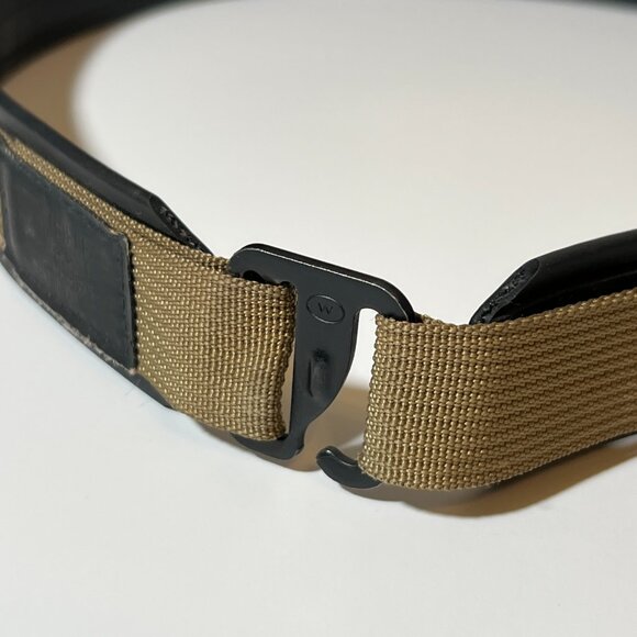 Triple Aught Design, Nexus Belt 30", Coyote Brown & Black - Picture 4 of 5